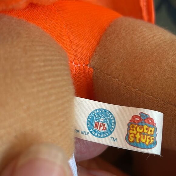 Vintage 1998 NFL Good Stuff Denver Broncos Cheerleader Teddy Bear/yarn pompoms - Picture 8 of 9